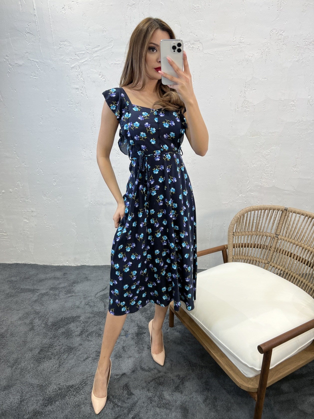 Sleeveless Midi Dress in Floral Print with Ruffels Details