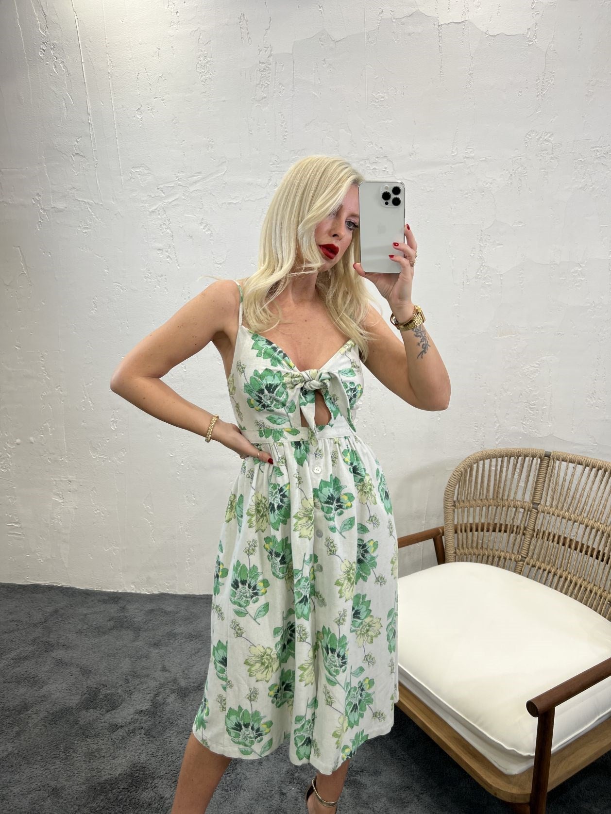 Sweetheart Neckline Strappy Midi Dress In Floral Print