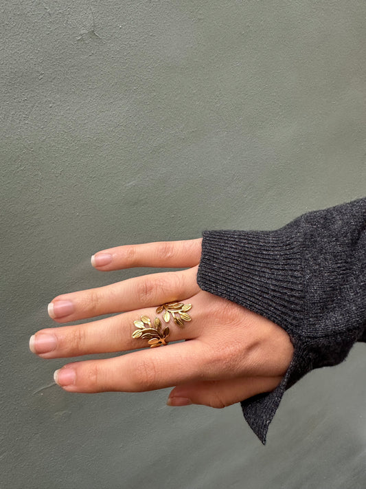 Gold Leaf Ring