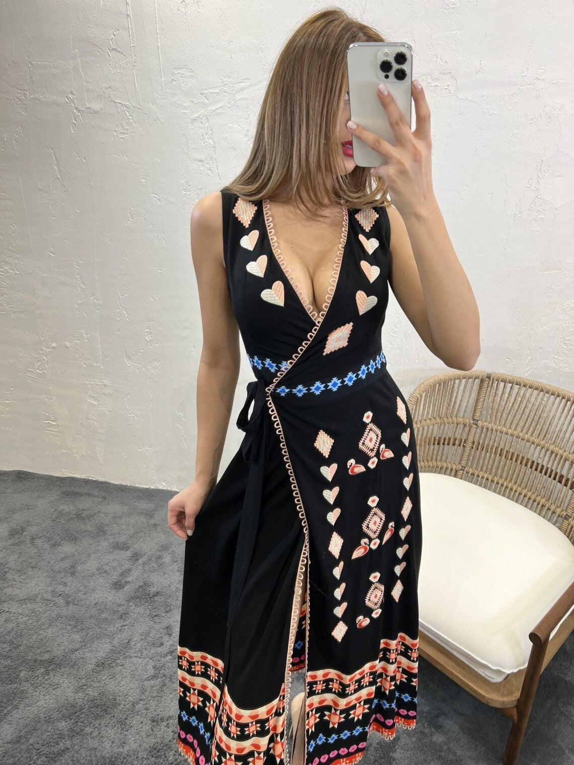 Pattern Embroidered Sleveless Wrap Midi dress With Tie-side In Black