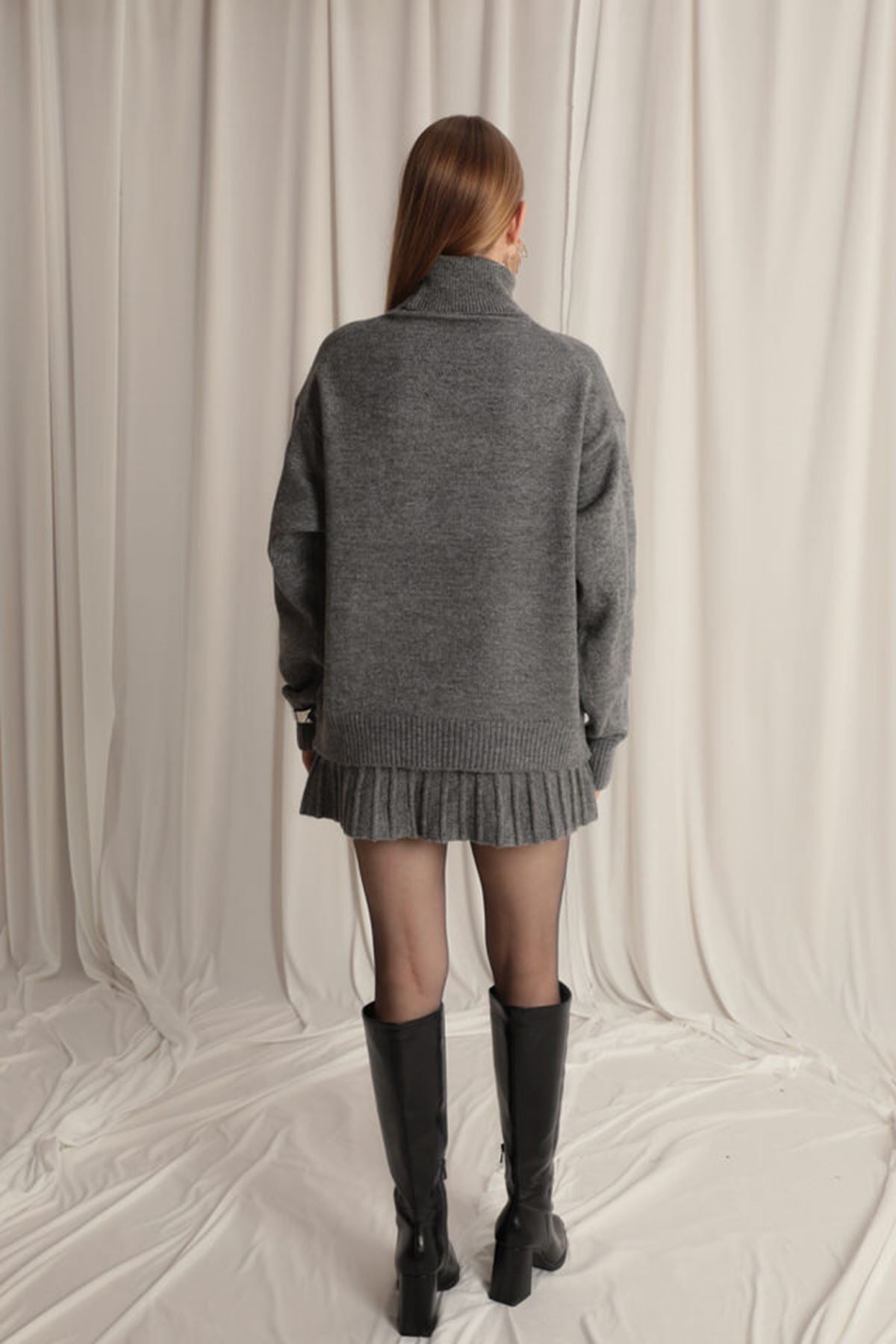 Knitwear Fabric Turtleneck Sweater Anthracite Skirt Set - trendynow