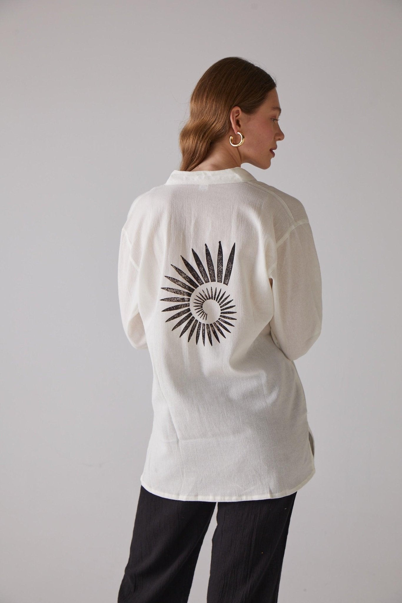 Long - Sleeve Beige Shirt with Loop Design - 100% Organic Cotton - trendynow