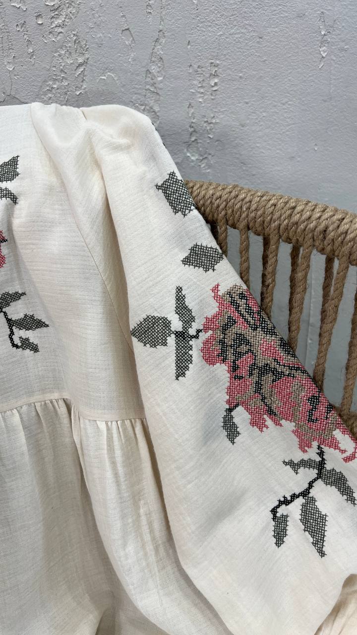 Floral Cross-stitch Embroidered Linen Shirt In Natural Beige