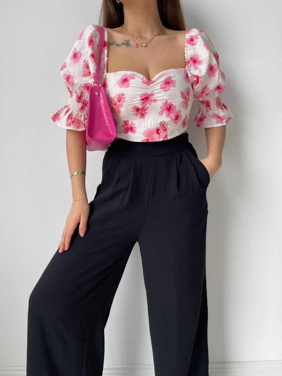 Puff Sleeve Cropped Lenght Poplin Blouse In All - over Printed - trendynow