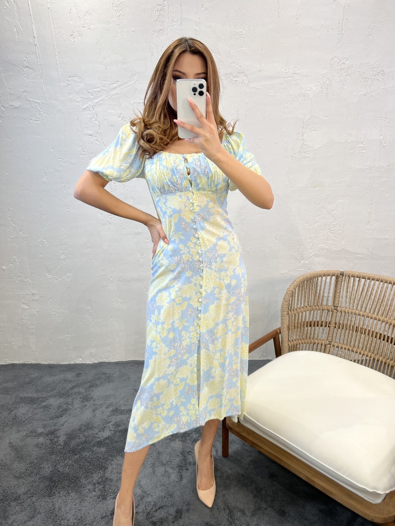 Short Puff Sleeve Midi Dress in Floral Print with Button Throught Front - trendynow