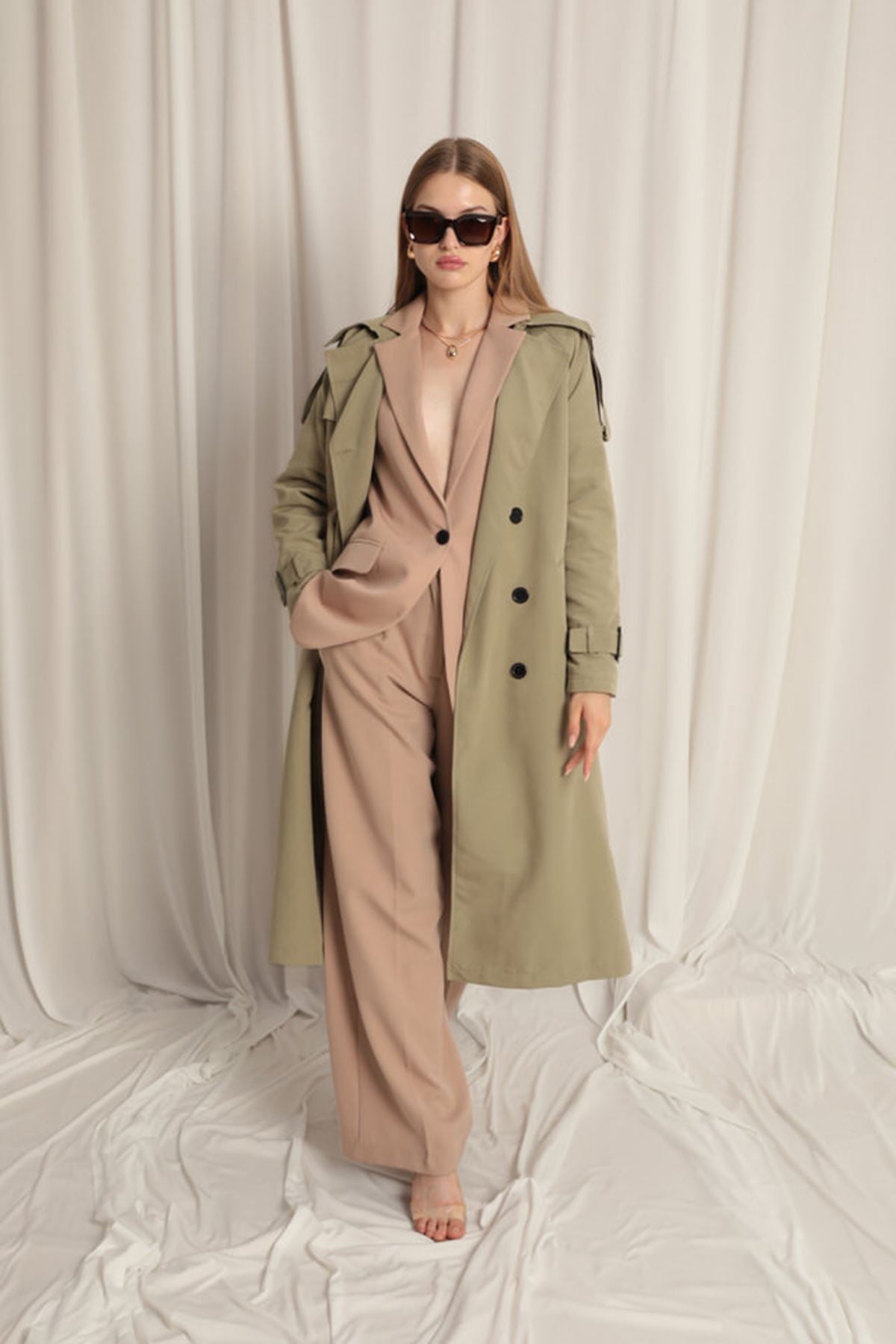 Woven Fabric Waterproof Women's Khaki Trench Coat - trendynow